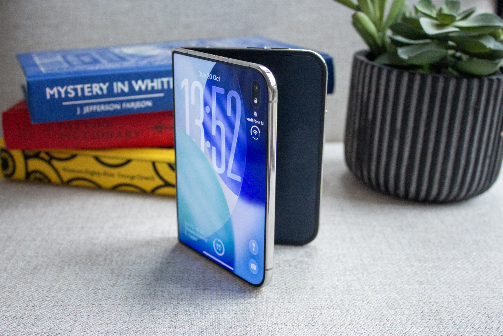 Apple iPhone Duo review: Two screens, a slick experience, some sacrifices